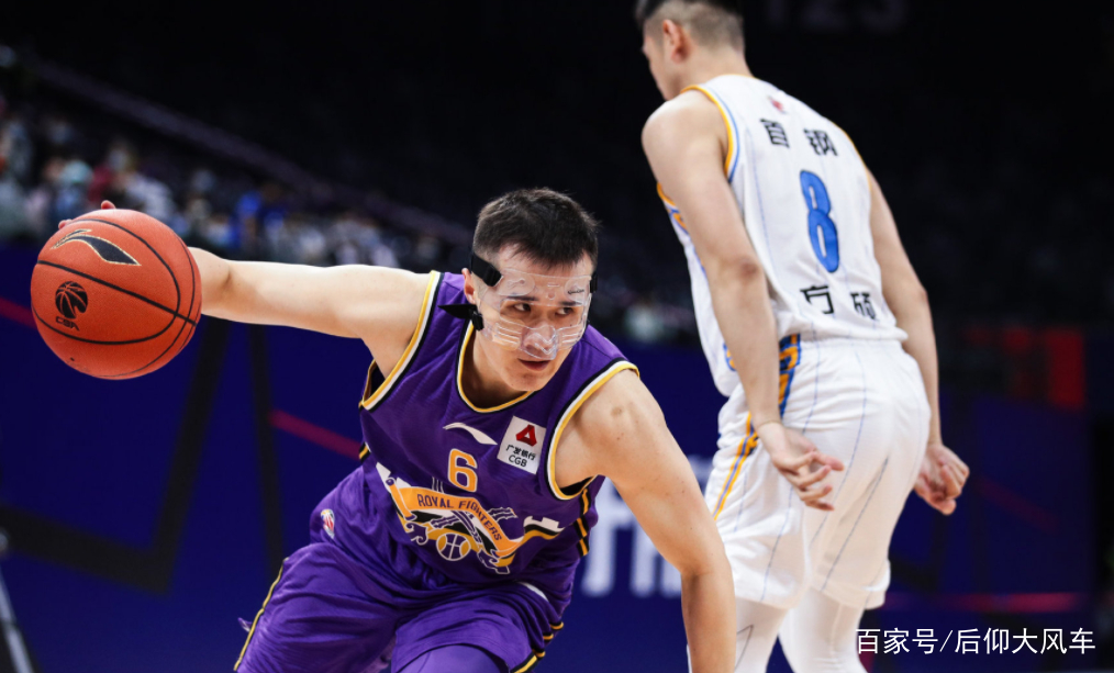 风云突变密尔沃基雄鹿加时末段更衣室发声，CBA常规赛版图或变，管理层满意，球探报告显示潜力的简单介绍