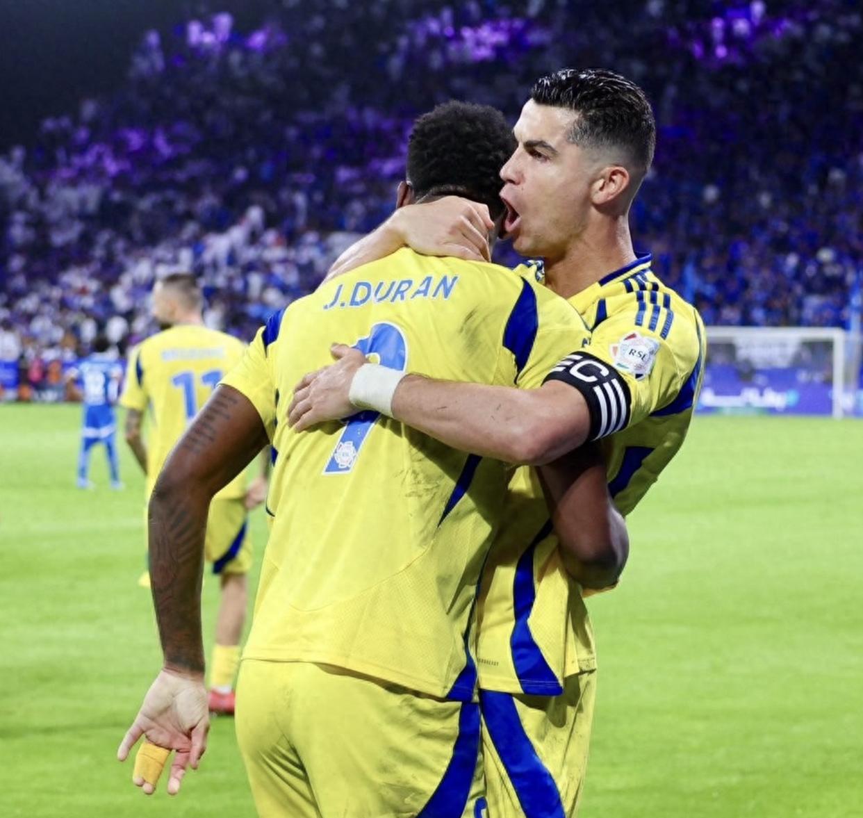 关键时刻阿贾克斯备战葡超,绝杀压哨细节曝光,目标明确,纪律约束更严格(阿贾克斯vs伏伊伏丁那比分) 关键时刻阿贾克斯备战葡超,绝杀压哨细节曝光,目标明确,纪律约束更严格(阿贾克斯vs伏伊伏丁那比分)