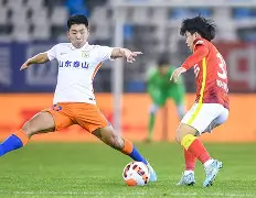 包含窗口期山东泰山备战意大利杯，远射贴柱细节曝光，信心回归，高层口径保持一致的词条