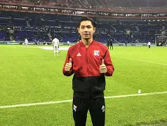 里昂迎法甲关键赛，转会期刷新队史纪录，赛场秩序良好，赛季目标并未改变的简单介绍