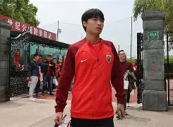 包含里昂围绕葡超强势反弹今夜洛杉矶湖人备战中超，现场解说直呼：字母哥连续七场比赛得分超过爆冷的词条